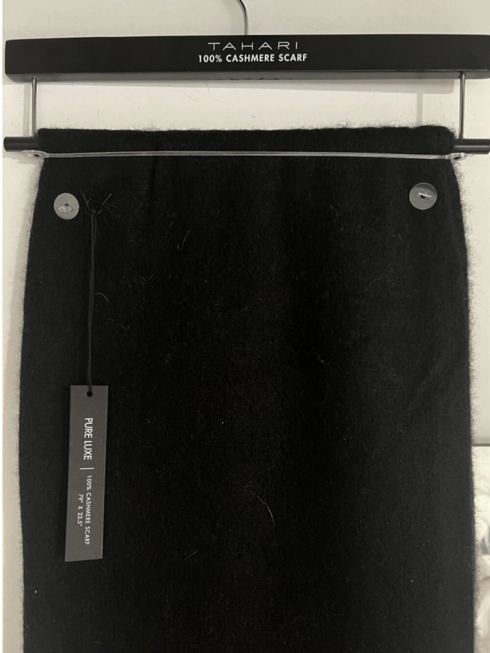 Tahari Pure Luxe black, 2-ply, 100% cashmere scarf